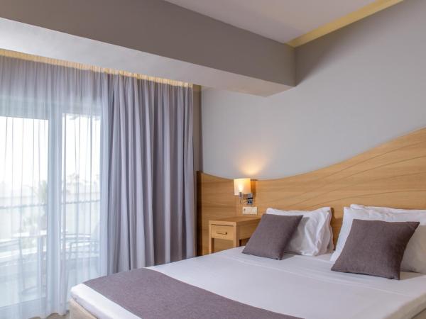 Lyttos Beach : photo 2 de la chambre chambre double - vue sur jardin