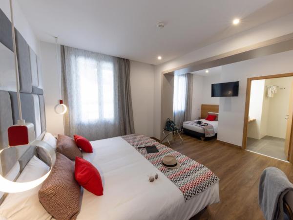 Hôtel Méditerranée : photo 1 de la chambre chambre triple - accessible aux personnes à mobilité réduite