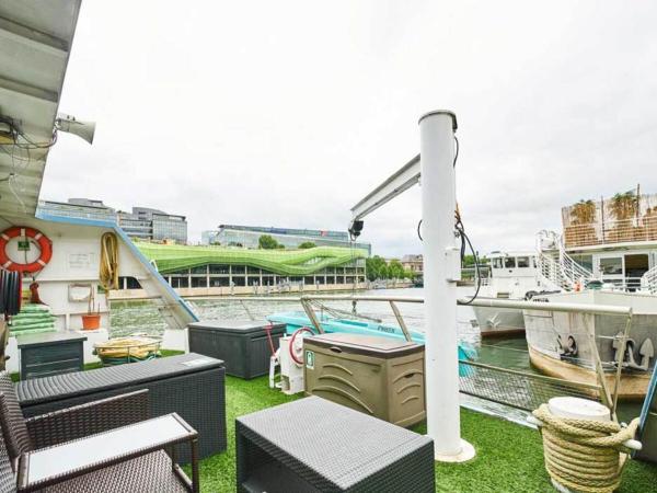 VIP Paris Yacht Htel & Spa : photo 5 de la chambre chambre double deluxe avec balcon