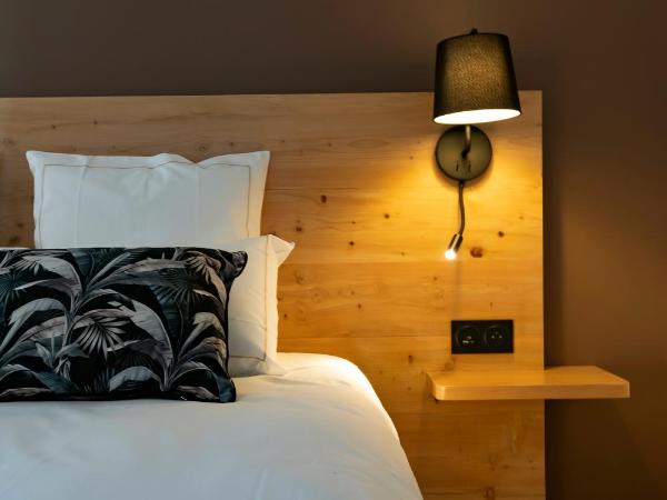 HOTEL LE 25 : photo 9 de la chambre chambre double standard