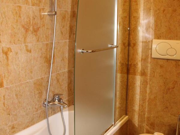 Mokinba Hotels Sant'Ambroeus : photo 9 de la chambre chambre double