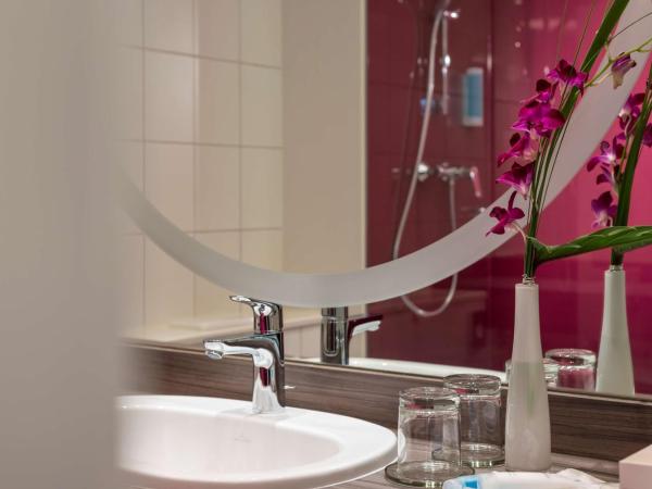 Dorint Kongresshotel Mannheim : photo 8 de la chambre chambre double standard
