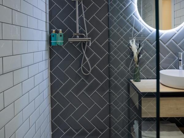 FLORIT FLATS - The Serreria Rooms : photo 8 de la chambre chambre familiale standard