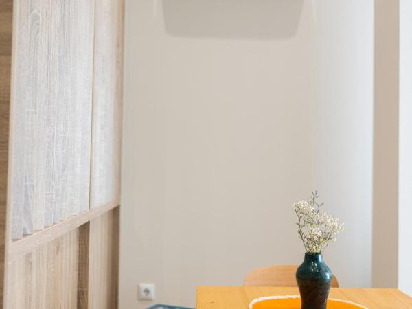 FLORIT FLATS - The Serreria Rooms : photo 3 de la chambre chambre quadruple confort