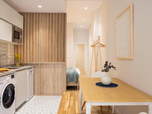 FLORIT FLATS - The Serreria Rooms : photo 6 de la chambre chambre familiale