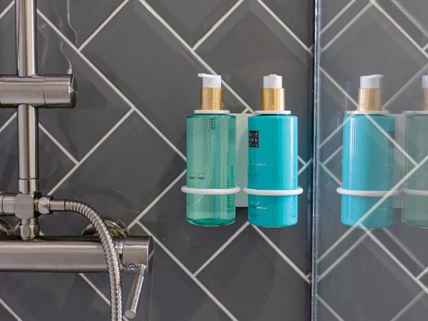 FLORIT FLATS - The Serreria Rooms : photo 6 de la chambre suite familiale