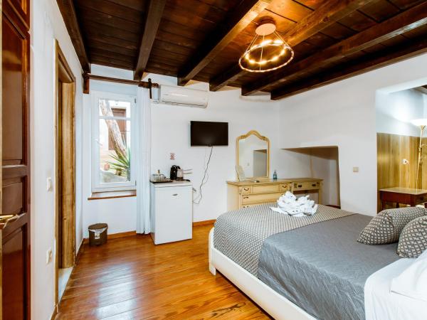 Bozzali Deluxe Hotel : photo 9 de la chambre chambre triple