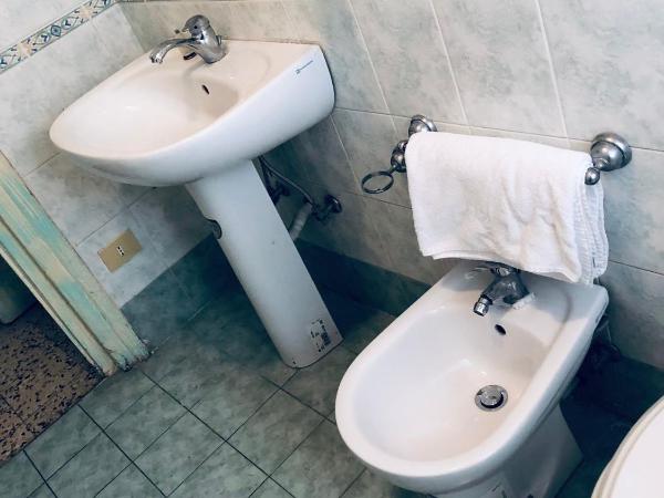 Hostel BB La Fenice : photo 2 de la chambre lit simple dans dortoir pour femmes