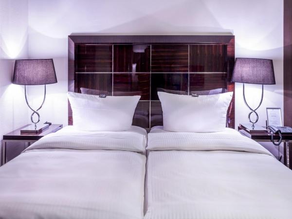 Boutique Hotel Poppenbütteler Hof : photo 3 de la chambre chambre familiale (2 adultes + 1 enfant)