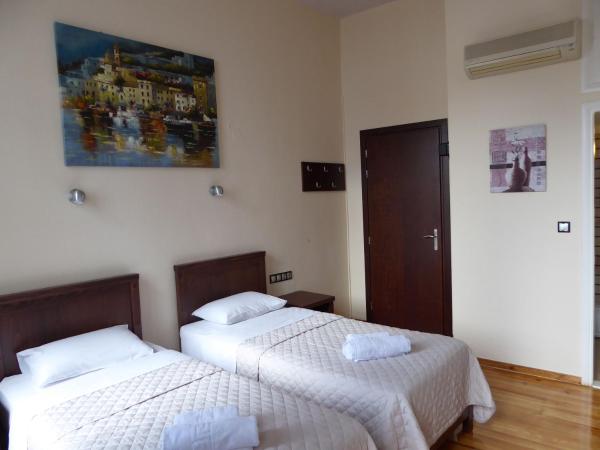 Sea Front Old Town : photo 3 de la chambre chambre double ou lits jumeaux - vue sur vieille ville