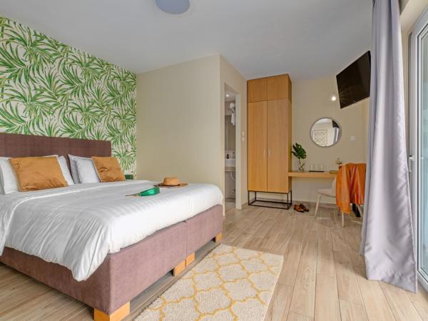 Maison 66, Riviera Hotels : photo 1 de la chambre king suite with balcony & side sea view