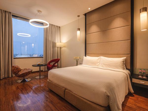 E Hotel : photo 1 de la chambre deluxe double room with 10% off on food & soft beverage