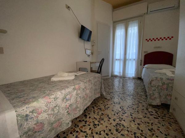 Hotel Nanni Garnì : photo 5 de la chambre chambre lits jumeaux Économique