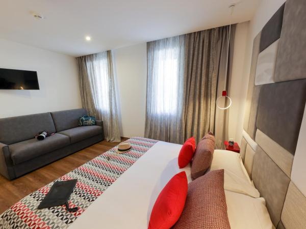 Hôtel Méditerranée : photo 1 de la chambre chambre quadruple - accessible aux personnes à mobilité réduite