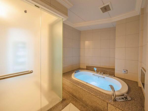 Hotel La Suite Kobe Harborland : photo 4 de la chambre moderate twin room - executive floor