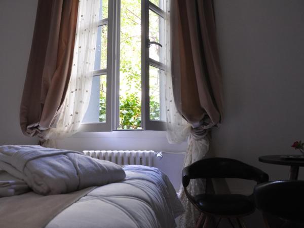 Ida Chambres d'hôtes B&B : photo 2 de la chambre chambre double supérieure avec salle de bains privative