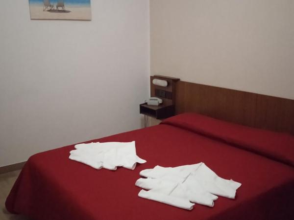 Hotel Luca : photo 1 de la chambre chambre double ou lits jumeaux