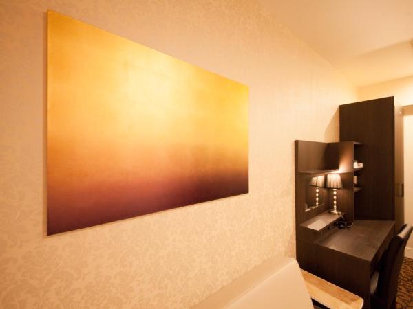 Centurion Hotel Grand Akasakamitsuke Station : photo 5 de la chambre chambre lit king-size supérieure - non-fumeurs