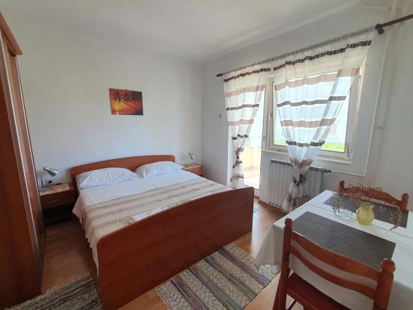 Apartments Ritosa Spadici beach area : photo 5 de la chambre appartement - vue sur jardin