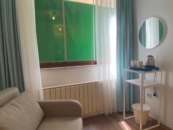 Hotel Vera : photo 8 de la chambre chambre triple Économique