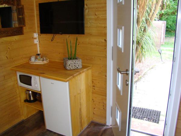 La Villa Saint André - Argeles sur mer : photo 6 de la chambre chambre double avec salle de bains privative