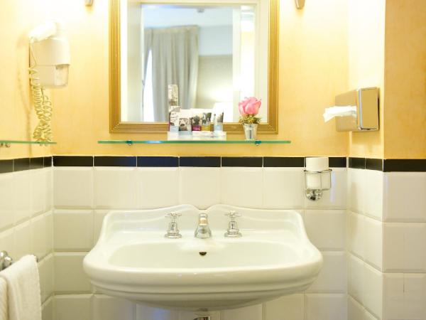 Hotel Mercure Milano Centro : photo 5 de la chambre chambre double standard - non-fumeurs