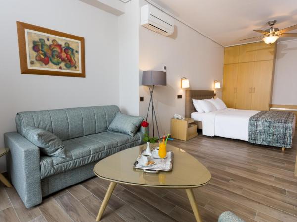 Akti Taygetos - Conference Resort : photo 3 de la chambre suite junior - vue sur jardin