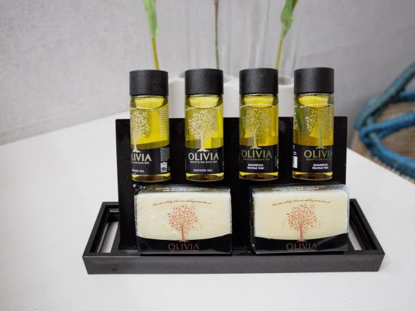 Akti Taygetos - Conference Resort : photo 7 de la chambre suite deluxe - vue sur mer ou jardin