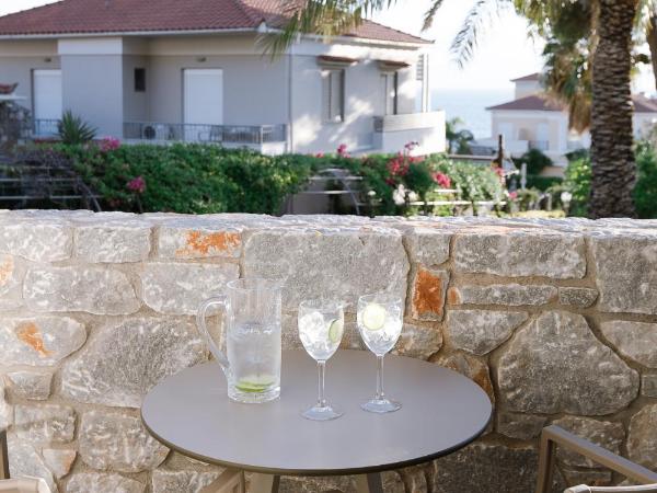 Akti Taygetos - Conference Resort : photo 5 de la chambre bungalow confort - vue sur jardin