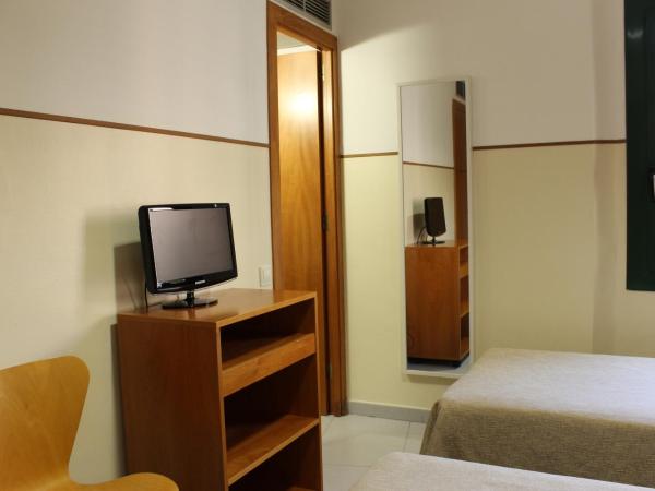 El Jardi : photo 3 de la chambre chambre lits jumeaux basique