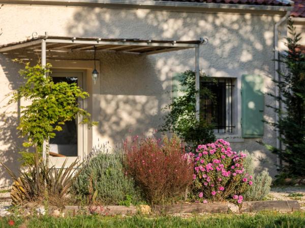 Luna Inn B&B : photo 6 de la chambre chambre double - vue sur jardin