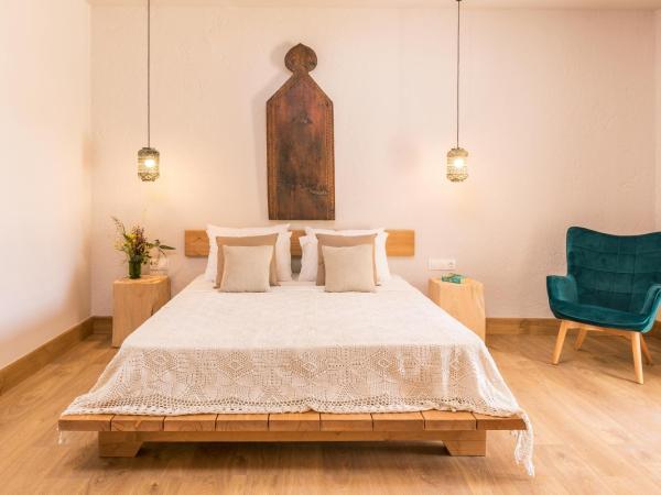 Luna Inn B&B : photo 1 de la chambre chambre double - vue sur jardin