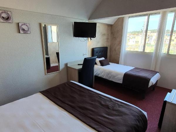 Hôtel Port Beach : photo 8 de la chambre chambre triple panorama