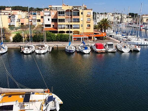 Htel Port Beach : photo 1 de la chambre chambre triple panorama