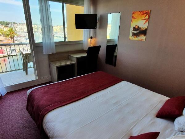 Htel Port Beach : photo 2 de la chambre chambre double avec balcon - vue sur mer