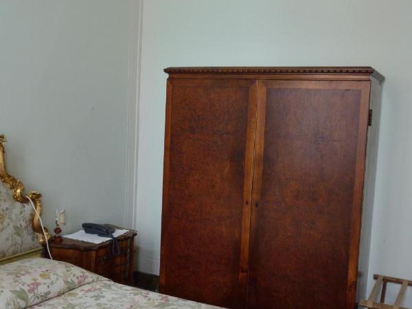 Pensione Seguso : photo 2 de la chambre chambre simple avec salle de bains commune