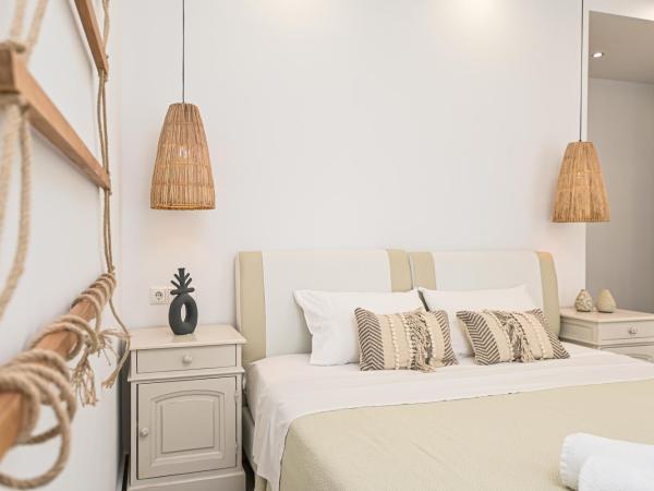 Naxos Blue Sky : photo 5 de la chambre chambre double ou lits jumeaux supérieure avec terrasse