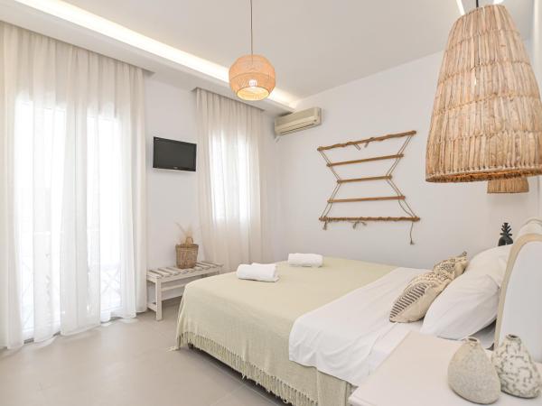 Naxos Blue Sky : photo 4 de la chambre chambre double ou lits jumeaux supérieure avec terrasse