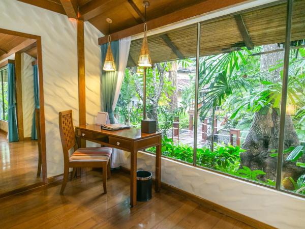 Centara Koh Chang Tropicana Resort : photo 5 de la chambre cabane de luxe premium