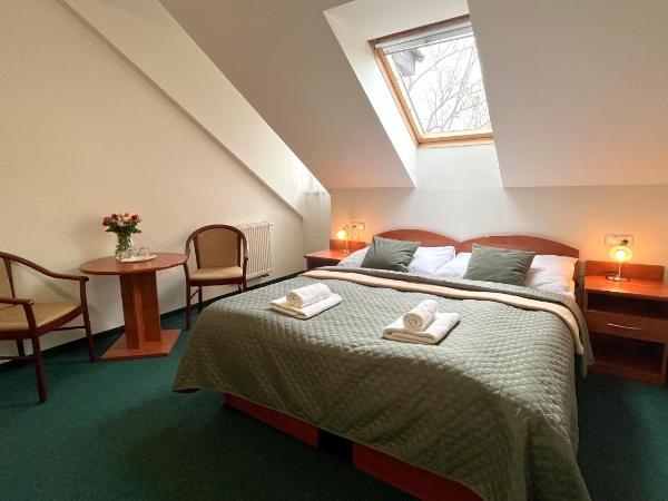 Golf Hotel Karolina : photo 9 de la chambre chambre triple