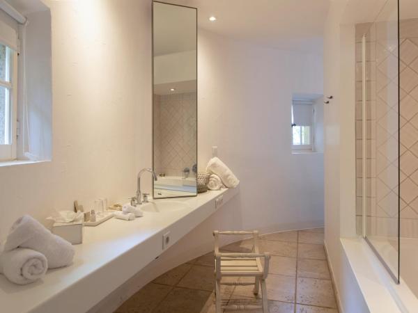 La Bastide d'Antoine : photo 2 de la chambre chambre double deluxe - vue sur jardin