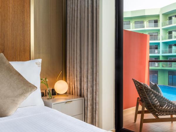 voco Monaco Dubai, an IHG Hotel, Adults Only, World Islands : photo 4 de la chambre chambre premium