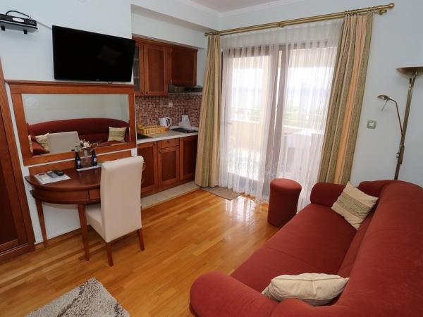 Villa Ivana B&B : photo 7 de la chambre studio - vue sur mer