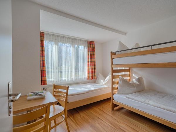 Neuhaus Golf- & Strandhotel : photo 5 de la chambre chambre familiale - vue sur jardin (2 adultes + 2 enfants)