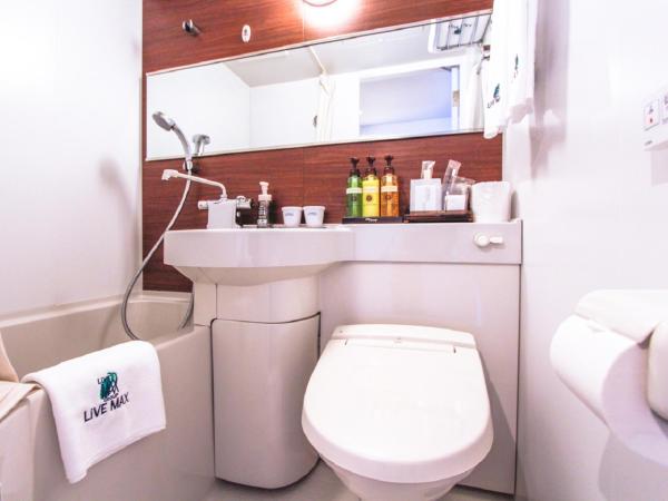 HOTEL LiVEMAX Kobe Sannomiya : photo 5 de la chambre chambre double avec petit lit double - fumeurs