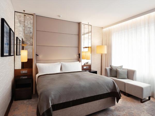 InterContinental Berlin, an IHG Hotel : photo 6 de la chambre chambre classique