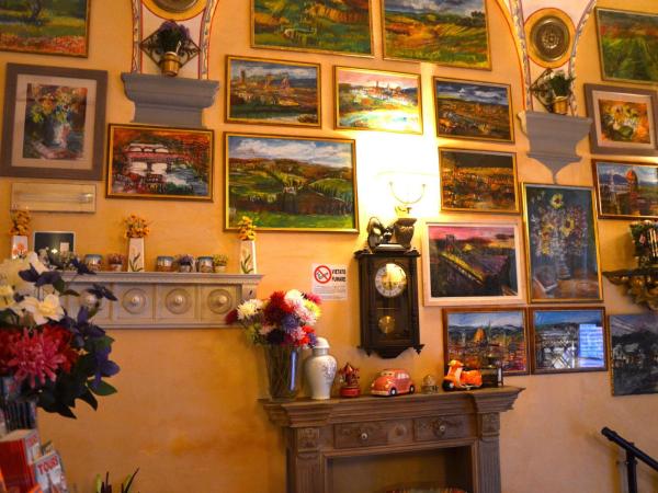 Hotel Mia Cara & Spa : photo 2 de la chambre petite chambre lits jumeaux