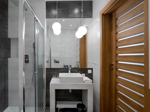 Symphony Modern Tower Aparthotel : photo 7 de la chambre studio