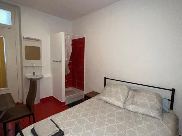 Hotel California : photo 9 de la chambre 2 chambres doubles communicantes