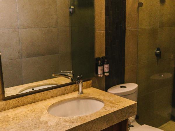 Hotel Clipperton : photo 7 de la chambre chambre lit queen-size deluxe